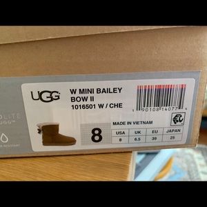 Ugg’s boots multiple pairs in stock!